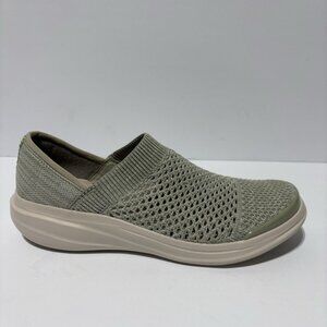 Bzees Women’s Charlie Slip-On Sneakers, Celery Green,  Size 8 M